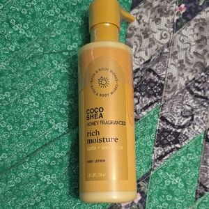 Bath & Body Works Coco Shea Honey Lotion - Yellow